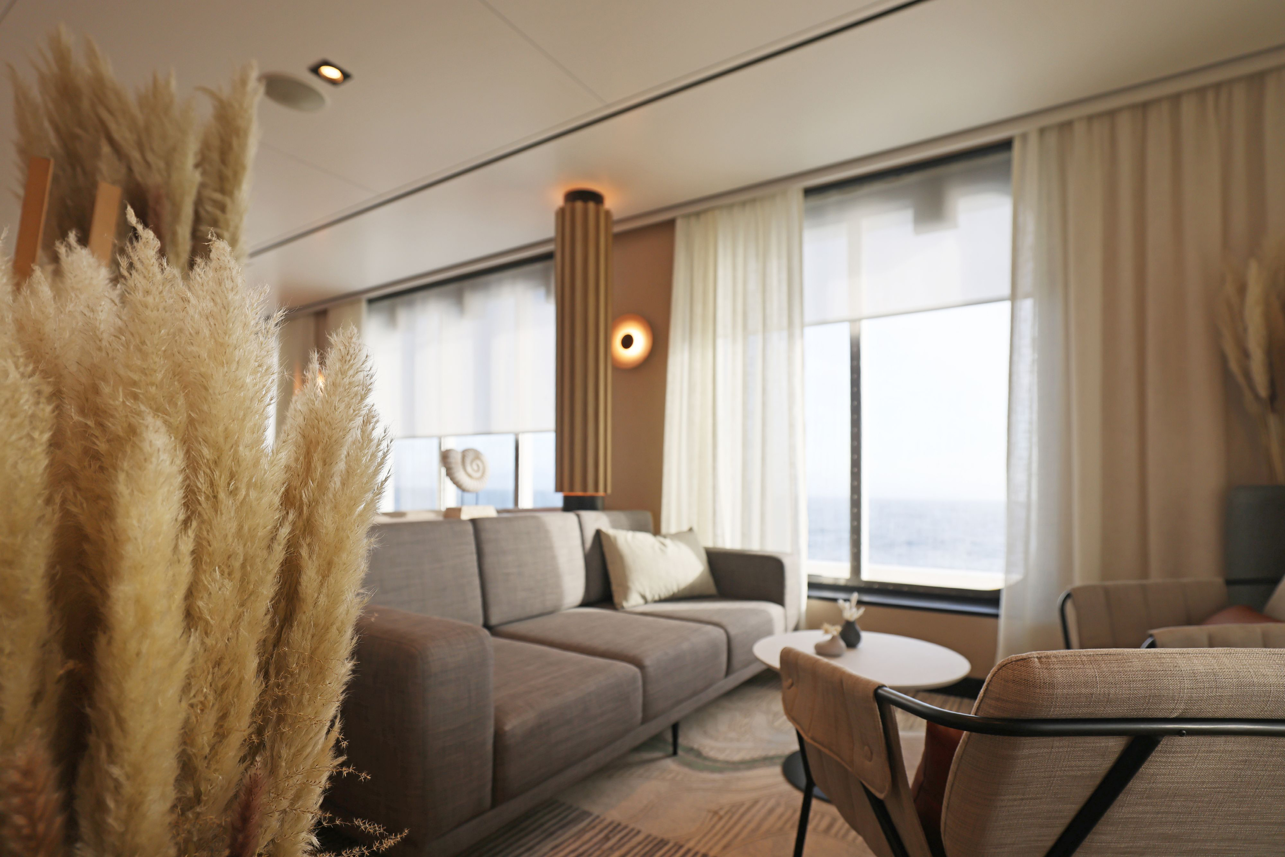 The Observation Lounge on SH Minerva